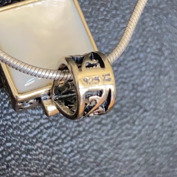 Reversible 925 necklace Black on one white on other 16” 925 chain - Picture 3 of 7